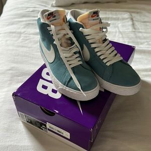NIKE SB Zoom Blazer Mid Cerulean 6.5 NBW